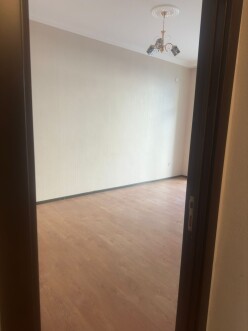 Satılır yeni tikili 4 otaqlı 120 m², İnşaatçılar m.-5 Satılır yeni tikili 4 otaqlı 120 m², İnşaatçılar m.-5