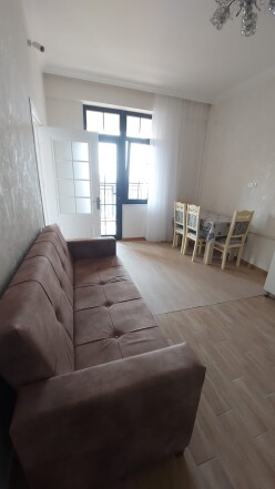 İcarə yeni tikili 2 otaqlı 68 m²,  Bakıxanov-6