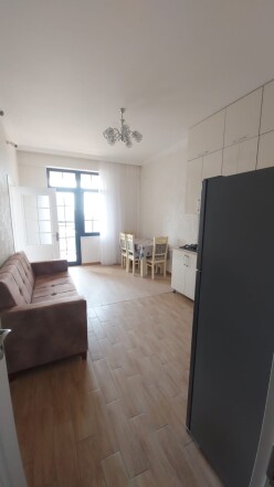 İcarə yeni tikili 2 otaqlı 68 m²,  Bakıxanov-9