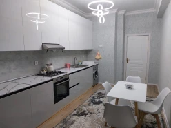 İcarə yeni tikili 3 otaqlı 138 m²,  Sumqayıt-14