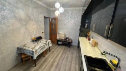 Satılır ev/villa 2 otaqlı 100 m²,  Qaraçuxur-4