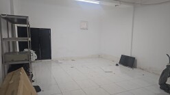 Рядом с метро Хəzi Aslanov сдаётся в аренду помещение, 400 м² – продаётся