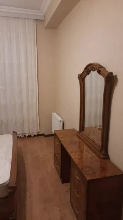 İcarə yeni tikili 3 otaqlı 80 m²,  İnşaatçılar m.-12