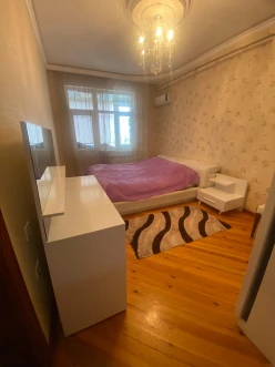 Satılır yeni tikili 3 otaqlı 90 m², İnşaatçılar m.-10 Satılır yeni tikili 3 otaqlı 90 m², İnşaatçılar m.-10