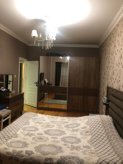Satılır köhnə tikili 3 otaqlı 90 m²,  Əhmədli m.-8