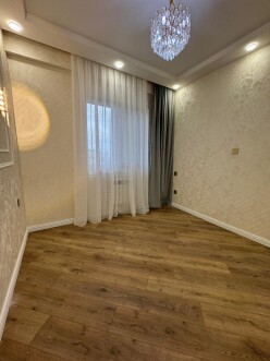 Satılır yeni tikili 3 otaqlı 95 m²,  İnşaatçılar m.-7