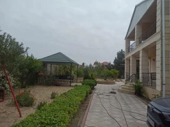 İcarə ev/villa 5 otaqlı 200 m², Novxanı q.