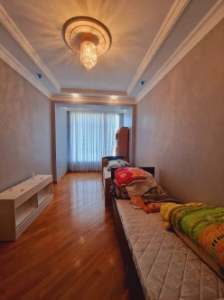 İcarə yeni tikili 3 otaqlı 150 m², Nəriman Nərimanov m.-12