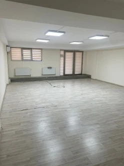 İcarə ofis 11 otaqlı 640 m², Şah İsmayıl Xətai m.