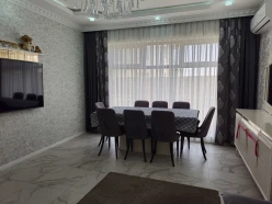 Satılır ev/villa 6 otaqlı 184 m², Suraxanı r.-15