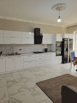 Satılır ev/villa 6 otaqlı 184 m², Suraxanı r.-13