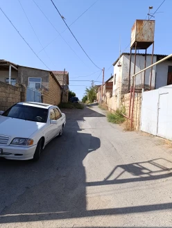 Satılır köhnə tikili 6 otaqlı 4500 m², Lökbatan-10 Satılır köhnə tikili 6 otaqlı 4500 m², Lökbatan-10