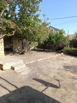 Satılır köhnə tikili 6 otaqlı 4500 m², Lökbatan-2 Satılır köhnə tikili 6 otaqlı 4500 m², Lökbatan-2