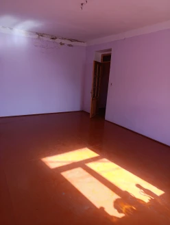 Satılır köhnə tikili 6 otaqlı 4500 m², Lökbatan-7 Satılır köhnə tikili 6 otaqlı 4500 m², Lökbatan-7