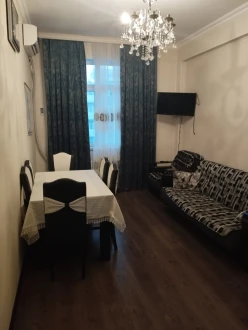 Satılır yeni tikili 2 otaqlı 60 m², İnşaatçılar m.-6