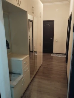 Satılır yeni tikili 2 otaqlı 60 m², İnşaatçılar m.-12