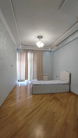 İcarə yeni tikili 3 otaqlı 100 m², Şah İsmayıl Xətai m.-12