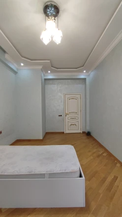 İcarə yeni tikili 3 otaqlı 100 m², Şah İsmayıl Xətai m.-13