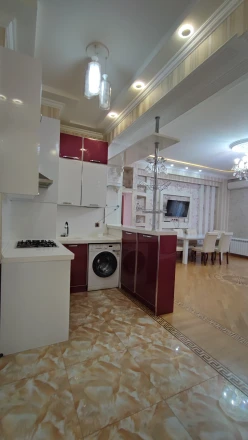 İcarə yeni tikili 3 otaqlı 100 m², Şah İsmayıl Xətai m.-6