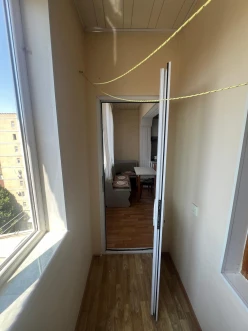 Satılır köhnə tikili 2 otaqlı 60 m², İnşaatçılar m.-11