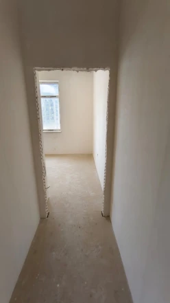 Satılır yeni tikili 2 otaqlı 60 m²,  İnşaatçılar m.-4