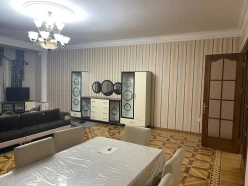 İcarə yeni tikili 4 otaqlı 190 m², Nizami m.-2