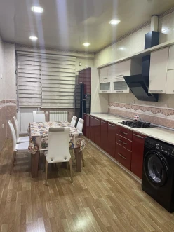 İcarə yeni tikili 4 otaqlı 190 m², Nizami m.-7