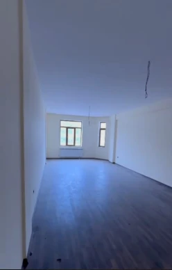 Satılır yeni tikili 5 otaqlı 221 m²,  Həzi Aslanov m.-2