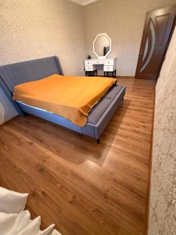 İcarə köhnə tikili 4 otaqlı 120 m²,  İnşaatçılar m.-11