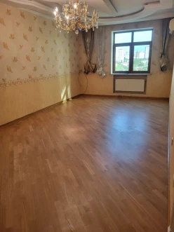 Satılır yeni tikili 3 otaqlı 130 m², İnşaatçılar m.-13