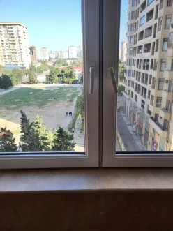 Satılır yeni tikili 3 otaqlı 130 m², İnşaatçılar m.-15