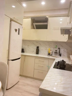 Satılır yeni tikili 2 otaqlı 72 m², Əhmədli m.-9