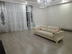 Satılır yeni tikili 3 otaqlı 178 m²,  Yasamal-2