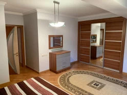 İcarə yeni tikili 3 otaqlı 100 m²,  Elmlər Akademiyası m.-8