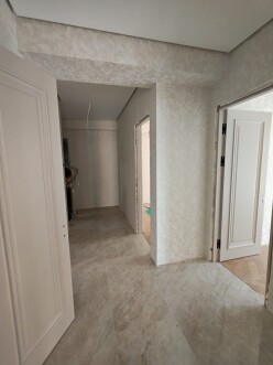 Satılır yeni tikili 3 otaqlı 90 m²,  İnşaatçılar m.-5