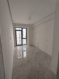 Satılır yeni tikili 3 otaqlı 90 m²,  İnşaatçılar m.-7