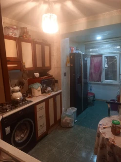 Satılır köhnə tikili 3 otaqlı 50 m², Yasamal r.-5