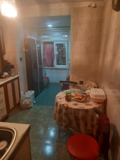 Satılır köhnə tikili 3 otaqlı 50 m², Yasamal r.-4