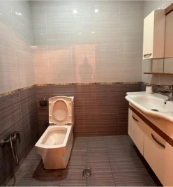 Satılır yeni tikili 2 otaqlı 100 m², İnşaatçılar m.-10