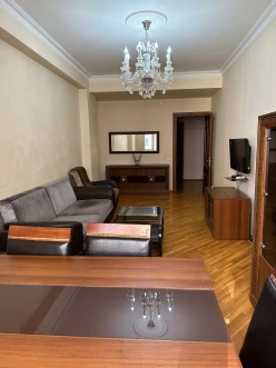 Satılır yeni tikili 3 otaqlı 93 m², İnşaatçılar m.-15