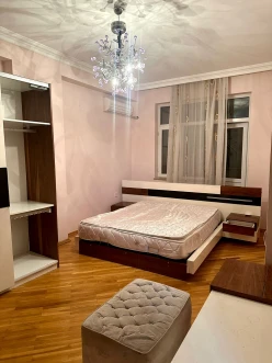 Satılır yeni tikili 3 otaqlı 93 m², İnşaatçılar m.-24