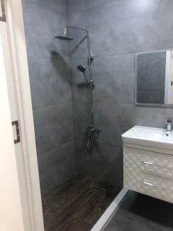 Satılır yeni tikili 3 otaqlı 120 m², 8 Noyabr m.-12