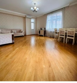 Satılır yeni tikili 2 otaqlı 100 m², İnşaatçılar m.-4