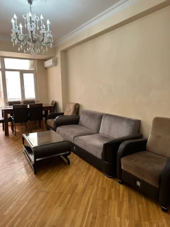 Satılır yeni tikili 3 otaqlı 93 m², İnşaatçılar m.-10