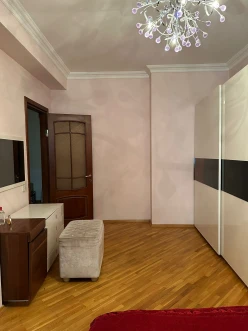 Satılır yeni tikili 3 otaqlı 93 m², İnşaatçılar m.-23