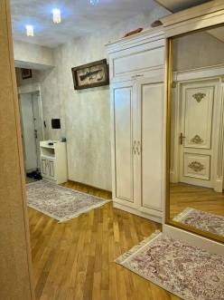 Satılır yeni tikili 3 otaqlı 105 m², Yasamal r.-7