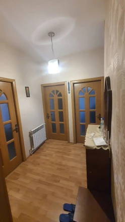 Satılır köhnə tikili 3 otaqlı 90 m², Memar Əcəmi m.-11