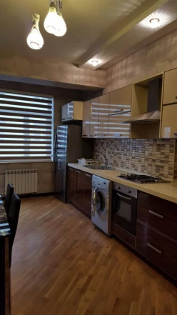 Satılır yeni tikili 3 otaqlı 111 m², Yasamal r.-6