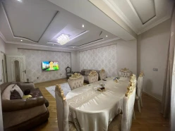 Satılır yeni tikili 3 otaqlı 130 m², Nəriman Nərimanov m.-15