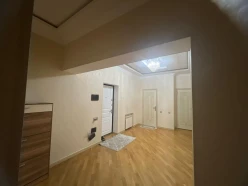 Satılır yeni tikili 3 otaqlı 130 m², Nəriman Nərimanov m.-8